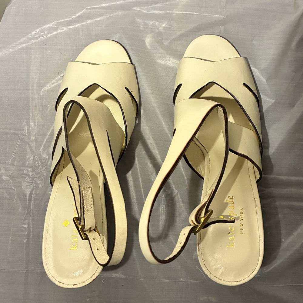 Kate Spade Off-White Wedge Sandals Size 7.5 (Runs Small) Cute Summer Heels
